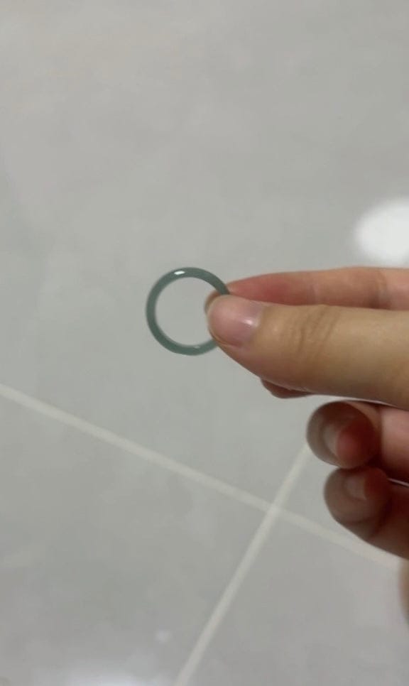 Customer photo review of Grade A Ice-Variety Imperial Green Jadeite Wealth Ring