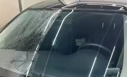 Customer photo related to glass cleaning