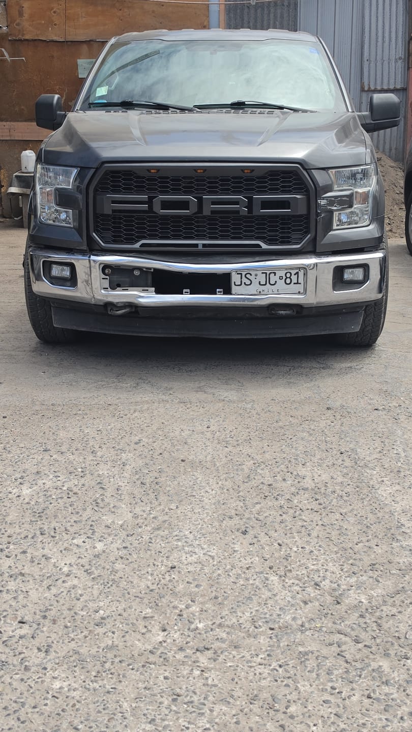 Customer photo review of Máscara Estilo Raptor para Ford F150 (2015–2017) | Luces LED y Ajuste Exacto