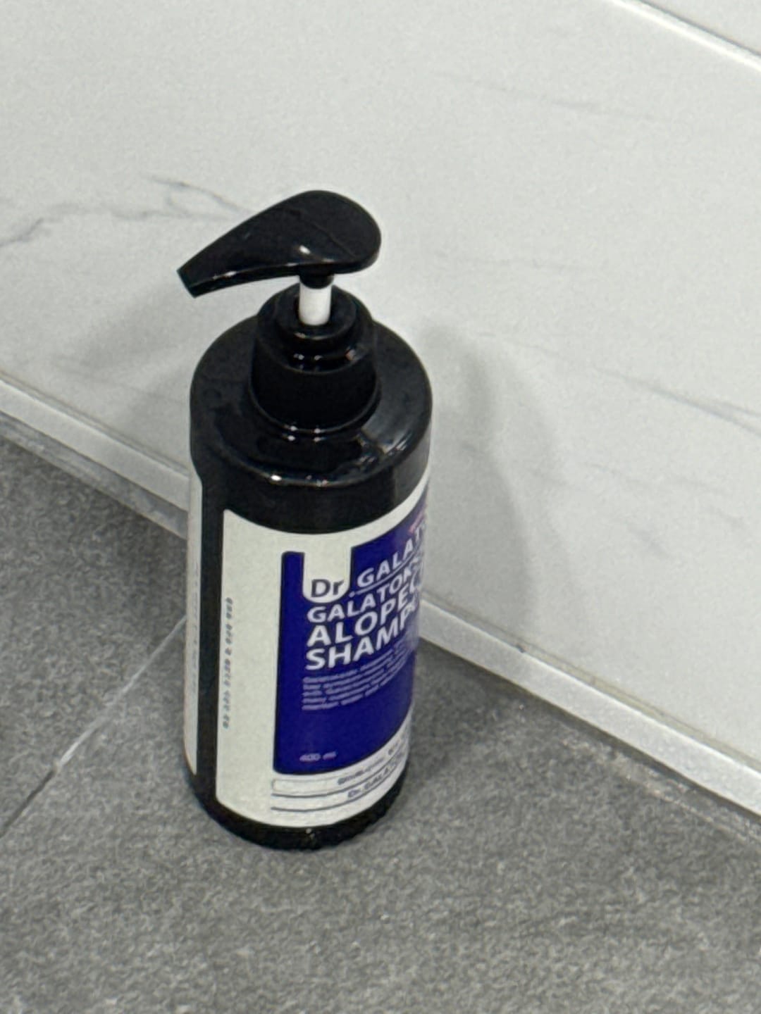 Customer photo review of Sidmool Galatokside Fragrance-Free Alopecia Shampoo 400ml