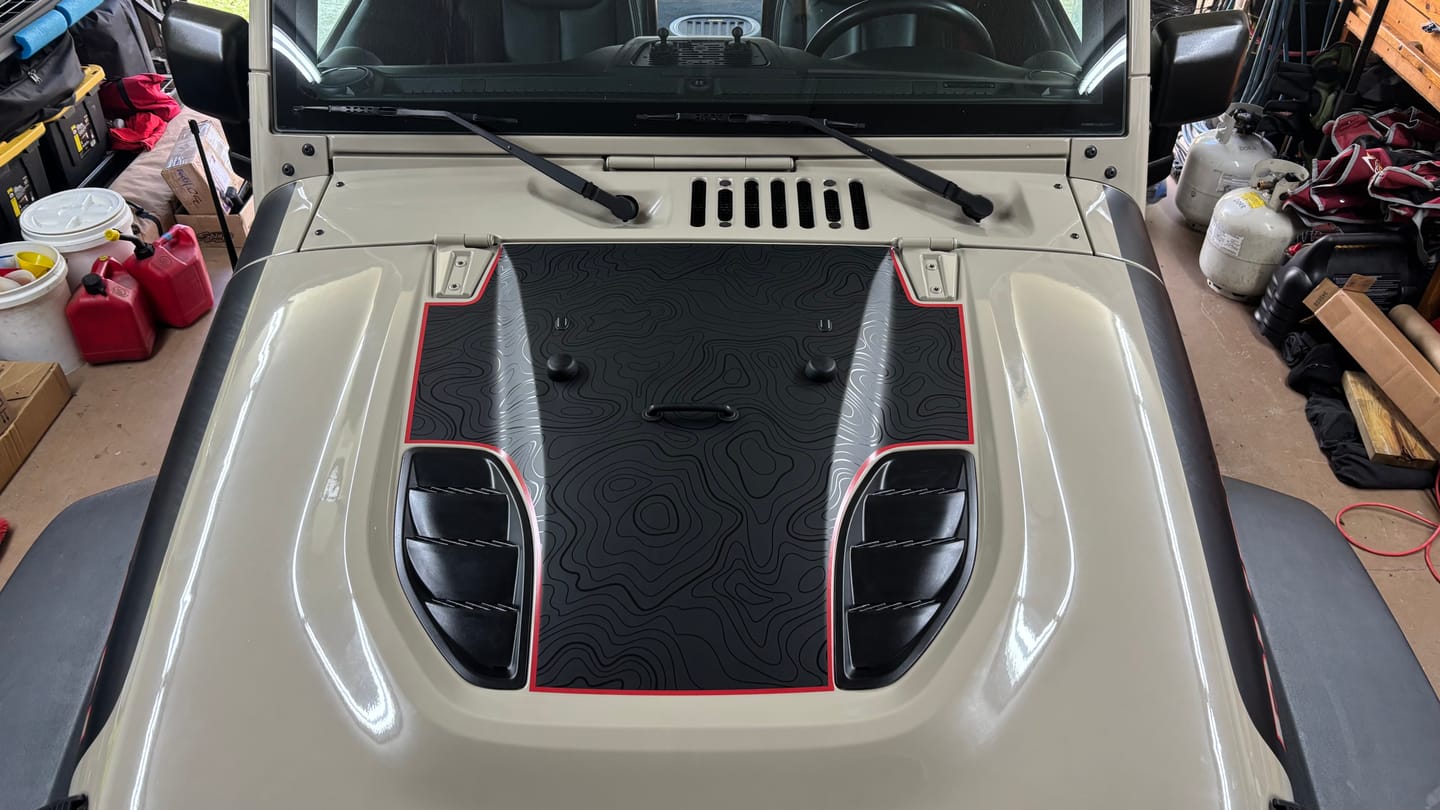 Customer photo review of Hood Graphic for Wrangler JK | Black Topo