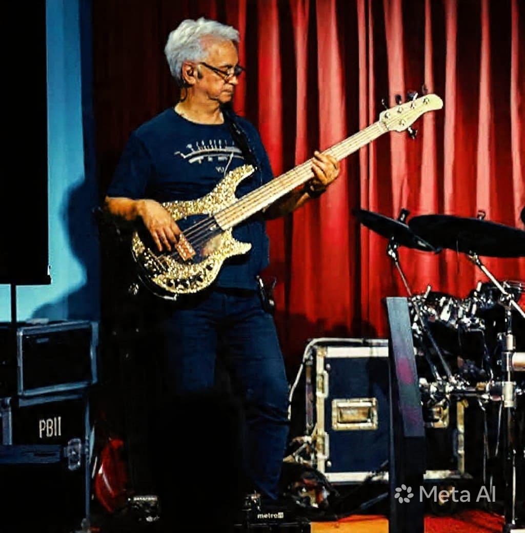 Customer photo review of VU Meter Colour T-Shirt