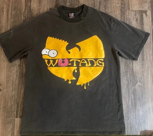 Customer photo review of Wutang Unisex Vintage T-Shirt