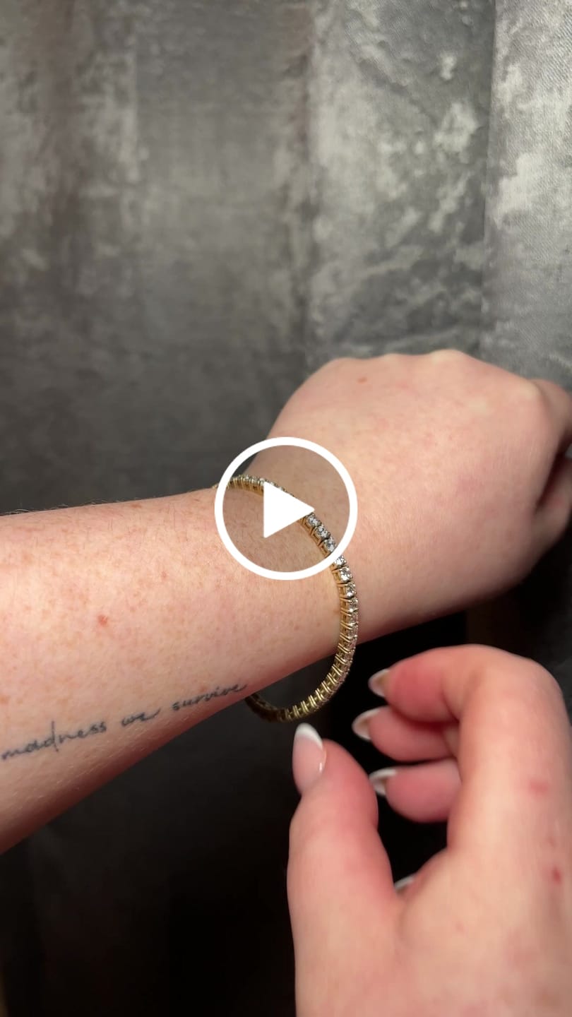 Customer video review of Luxe Timeless Tennis Bracelet