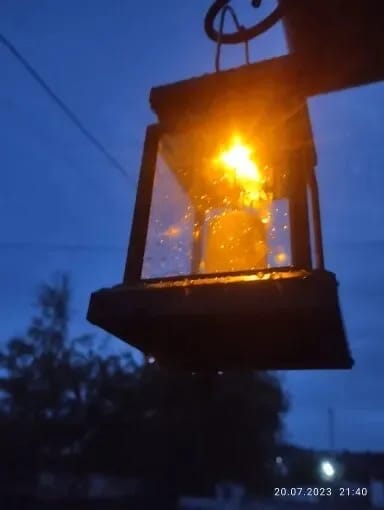 Customer photo review of Solar Lantern, Outdoor Garden Light with Handle, Black, IP65