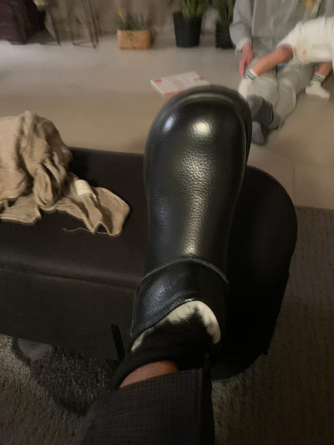 Customer photo review of Women Winter Full-Grain Leather Wool Fashion Snow Boots
