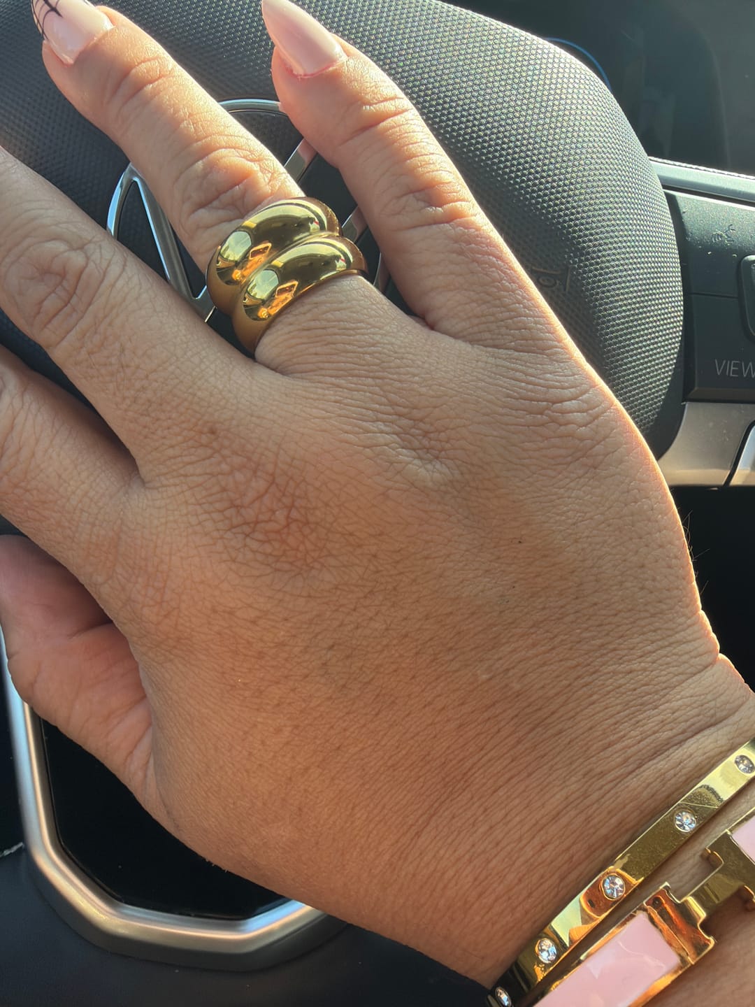 Customer photo review of Spins Love Ring (Bundle)
