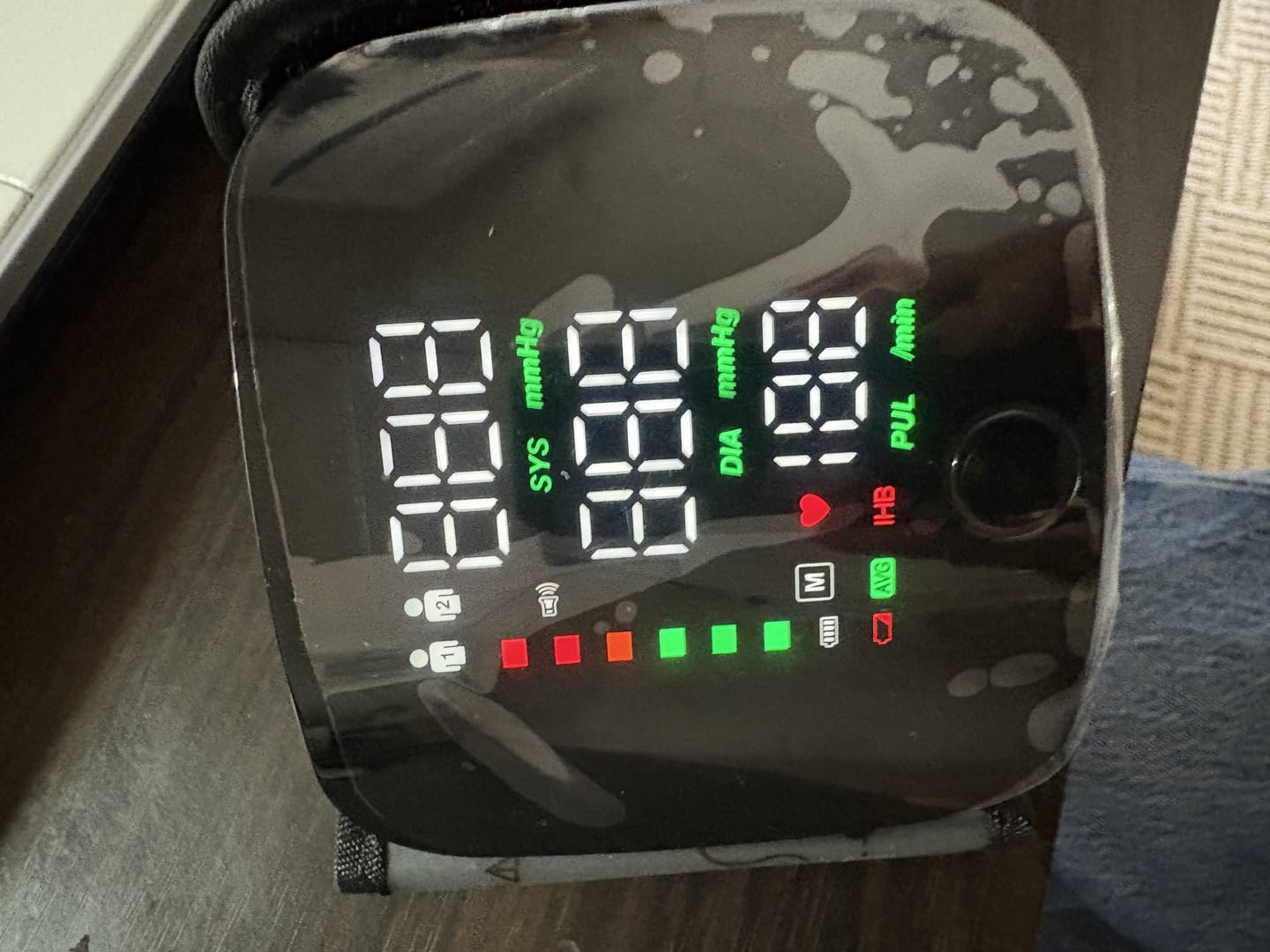 Customer photo review of PulseVox – Je bloeddruk hardop voorgelezen