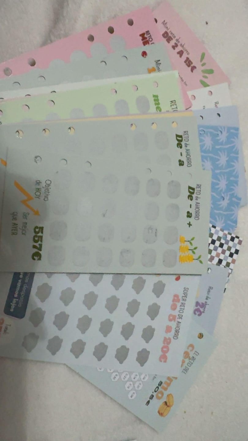 Customer photo review of 20 retos de ahorro de rascar A6