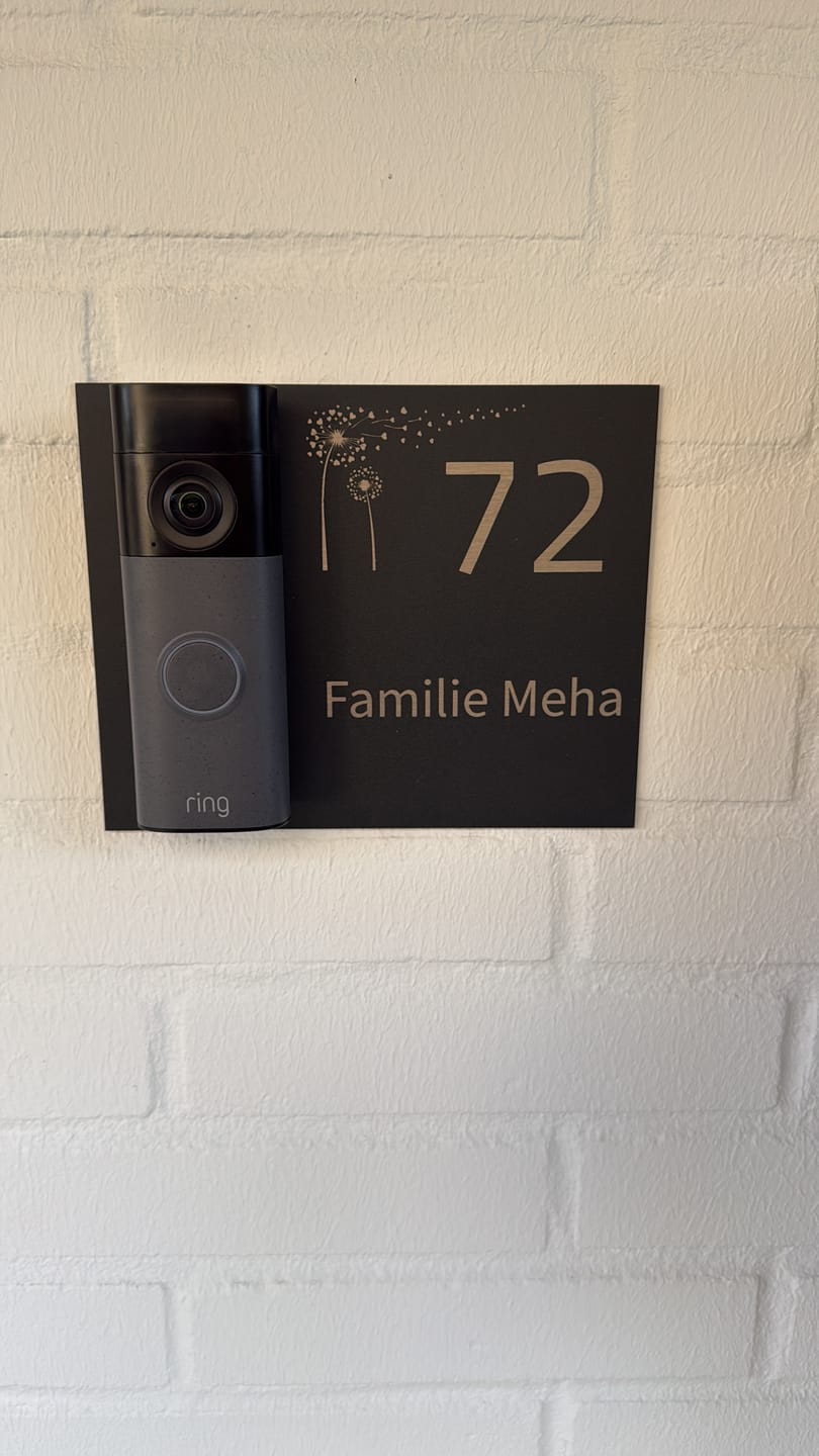 Customer photo review of Ring Video Doorbell Plus & Pro Dekorschild - V2A Edelstahl personalisierbar