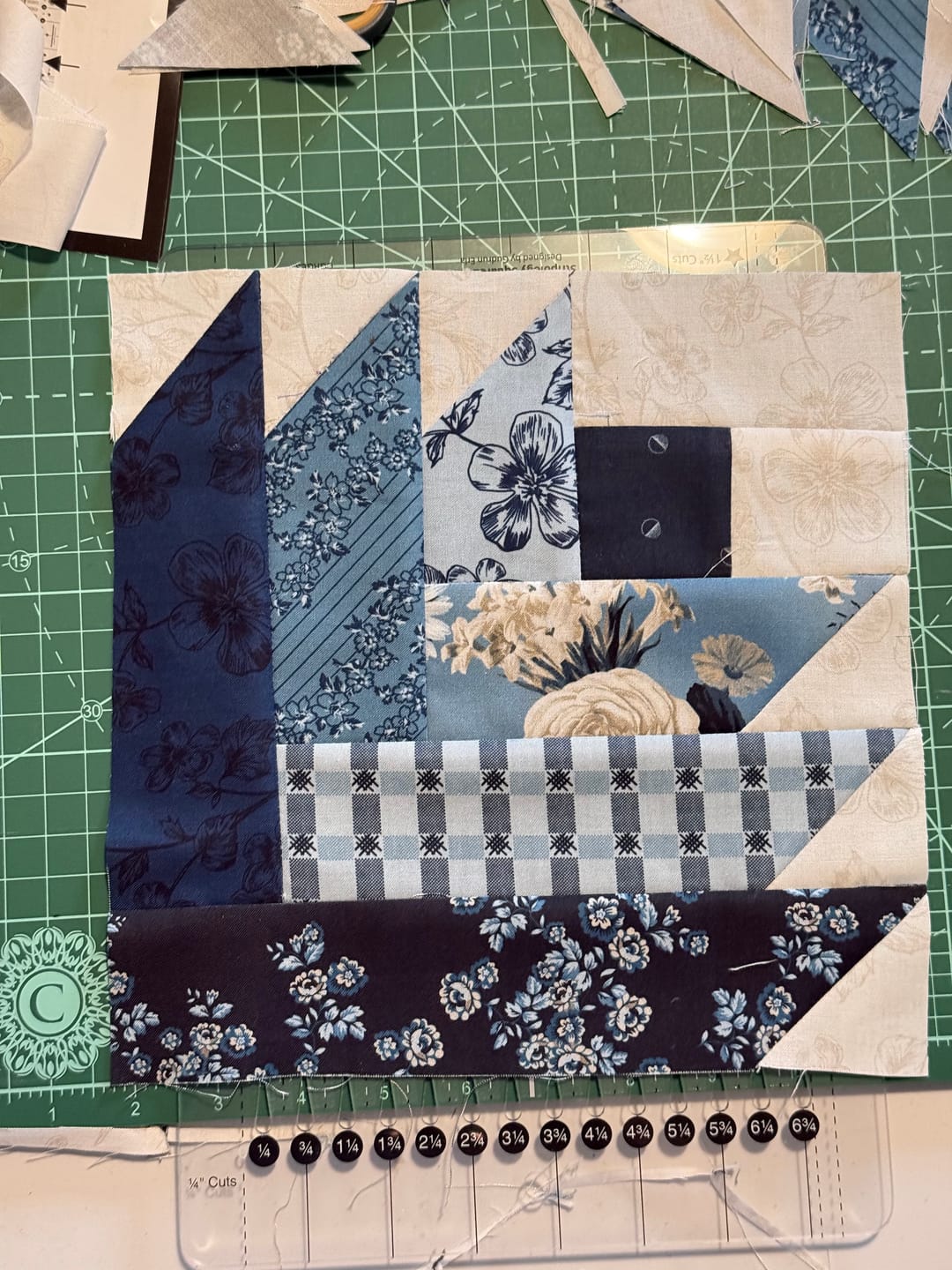 Customer photo review of Block Of The Month - Tulip Bellflower (104.5" x 104.5")