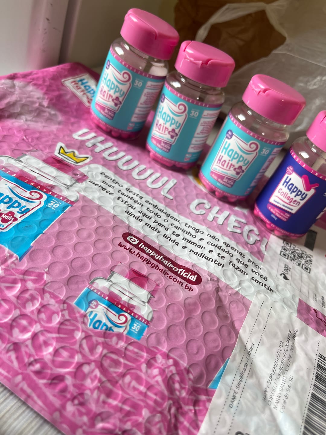 Customer photo review of Happy Hair 3 Potes + 1 Colágeno Grátis