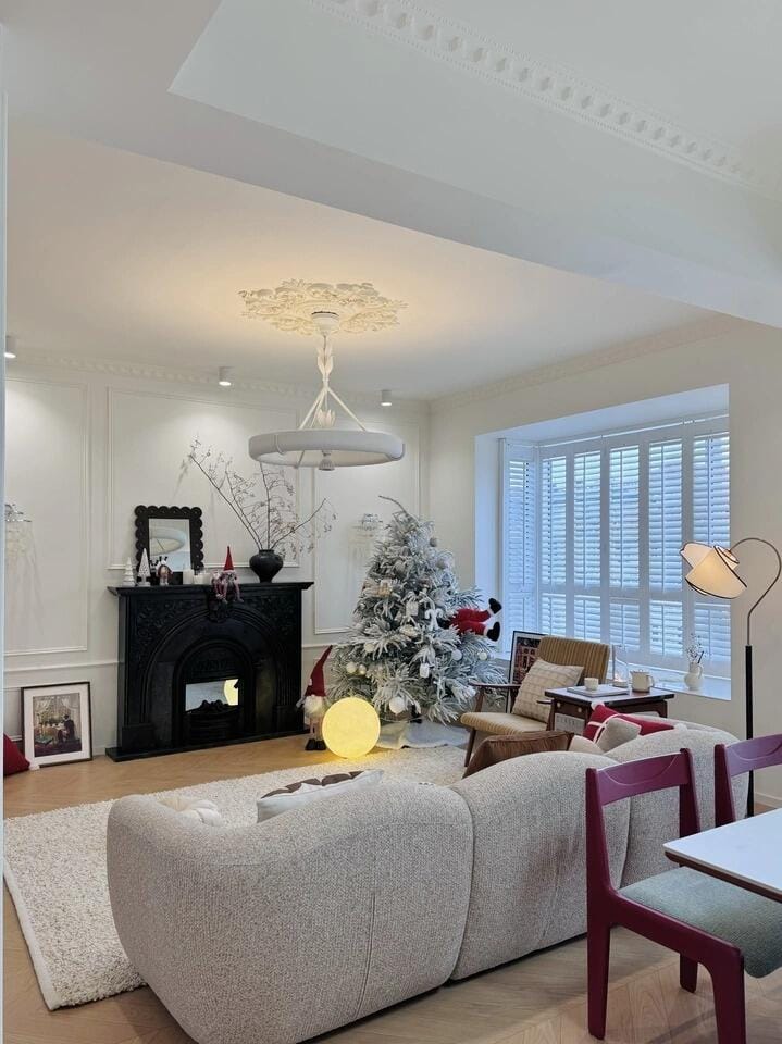 Customer photo review of Carved Plaster Chandelier, White Plaster and Metal, Integrated LED