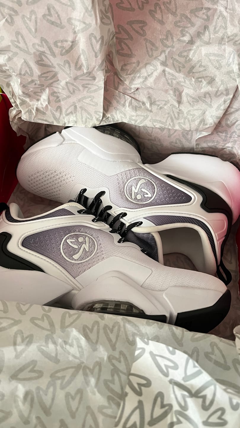 Customer photo review of Zumba Air Stomp - White/Black
