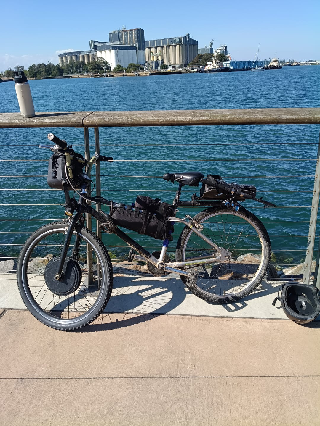 Customer photo review of Large Frame Battery Bag With Velcro Straps