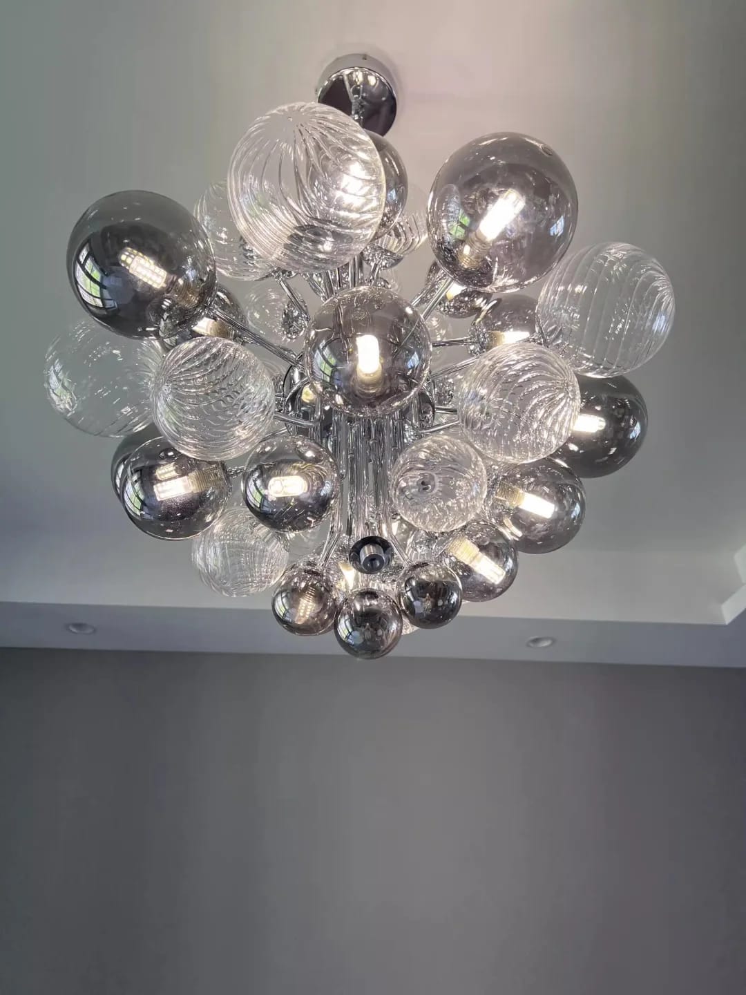 Customer photo review of Glass Sphere Cluster Chandelier, Chrome, 10–32 Lights, 40–100 cm