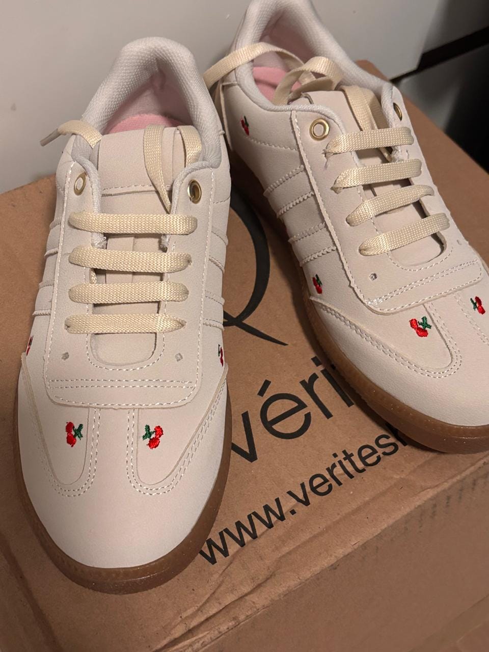Customer photo review of UTAH CEREZAS Marfil