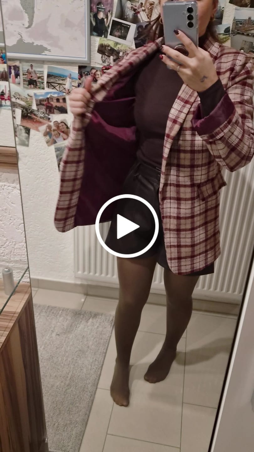 Customer video review of Karierter Long Blazer / Kurz Mantel  Burgundy/Creme