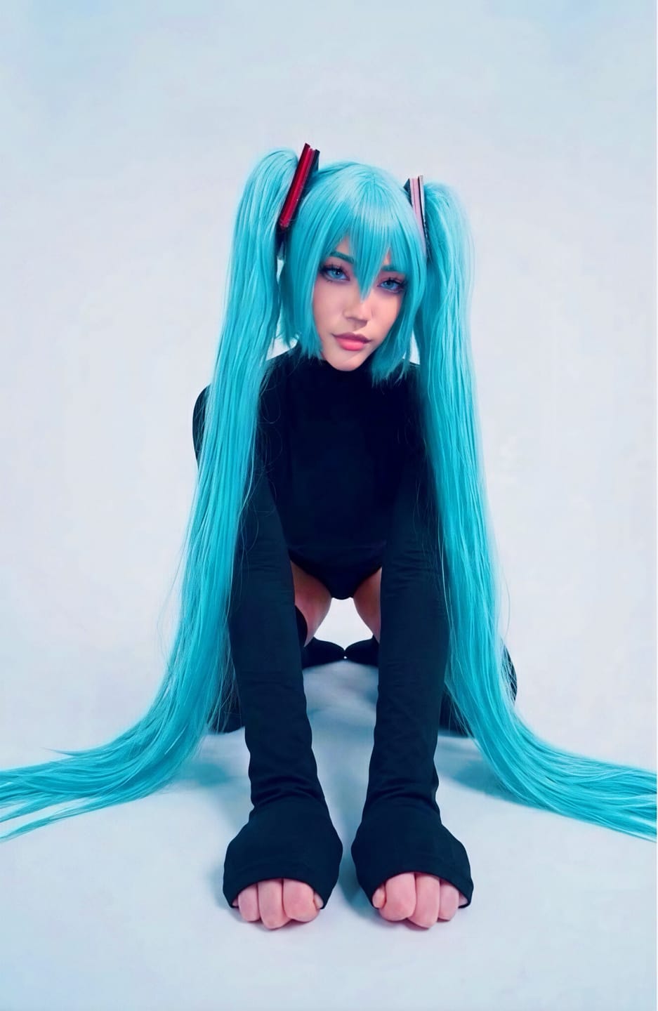 Customer photo review of Project SEKAI Hatsune Miku Mint Cyan Long Straight Basic Wig