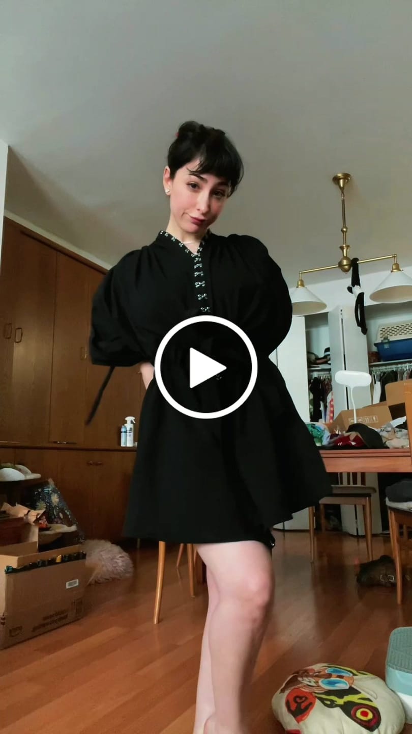 Customer video review of "The Temptress" Kimono/Jumpsuit/Pant