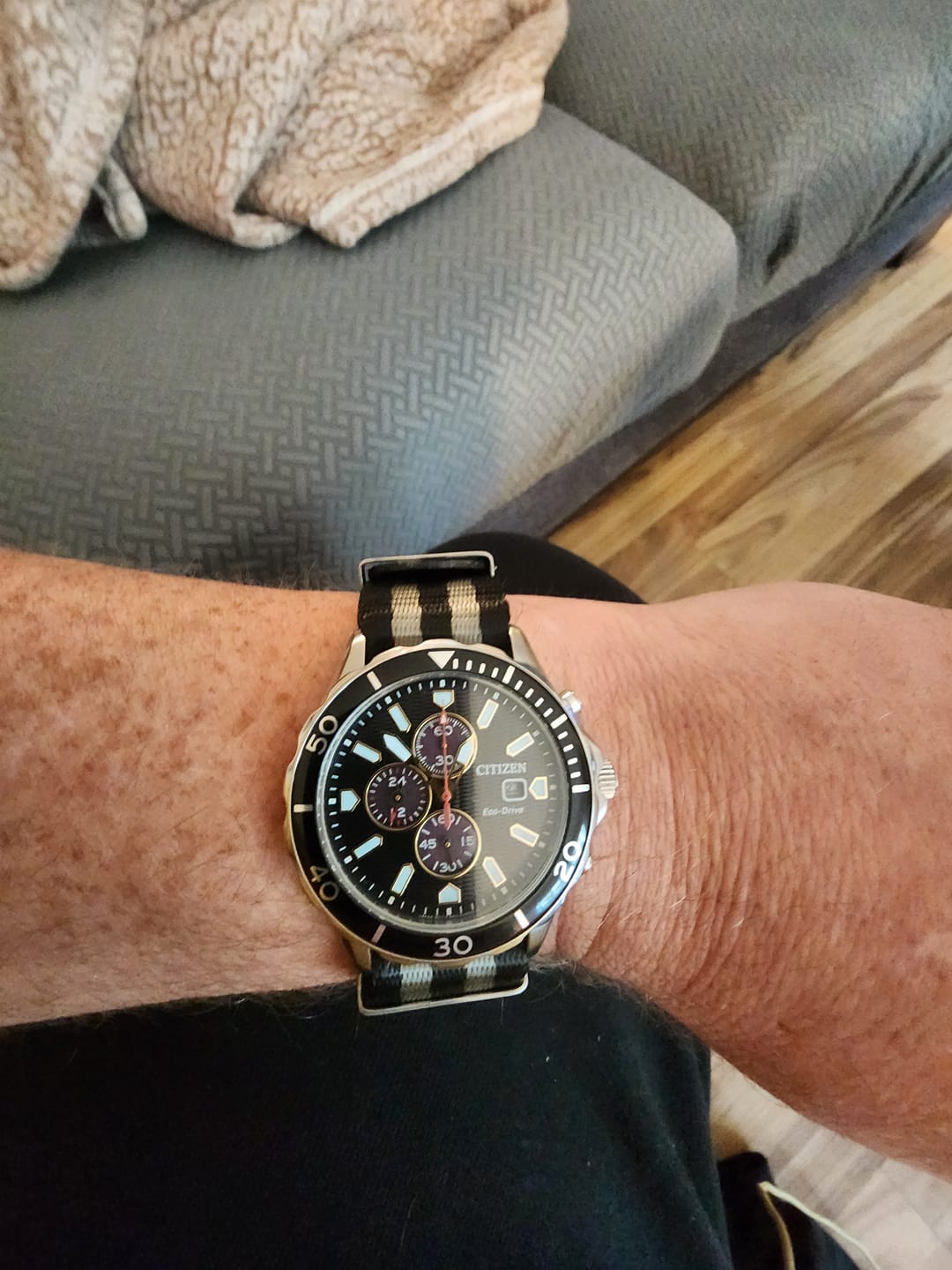 Customer photo review of AlphaShark - Bond