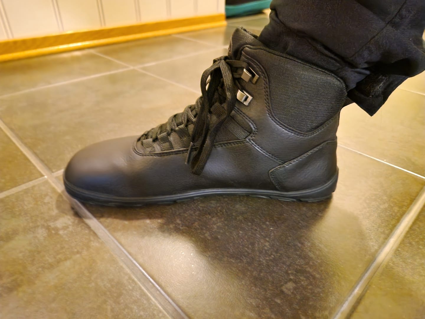 Customer photo review of Vaistoa Uoma 2 | Barefoot Trekking Boots