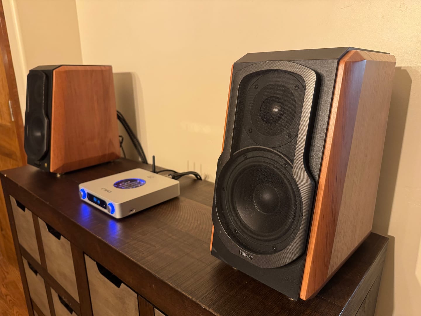Customer photo review of Cable MAC7 R2000DB Speaker Cable (5-9M/16-29')