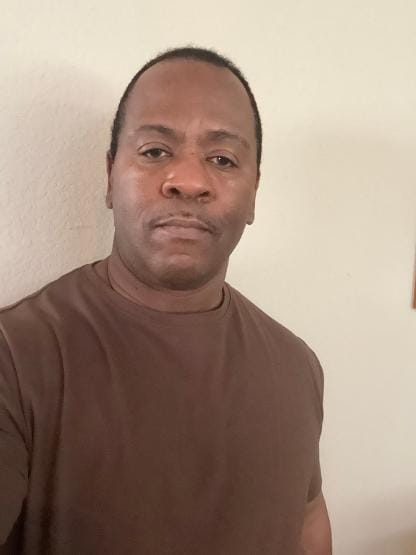 Customer photo review of Luxe Tee