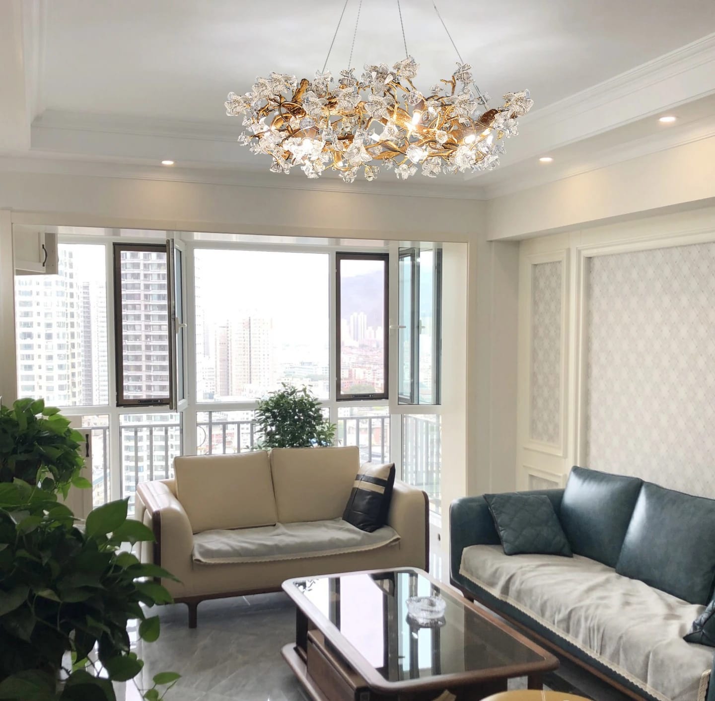 Customer photo review of Round Crystal Chandelier, Branching Frame with Petals, 61–150 cm