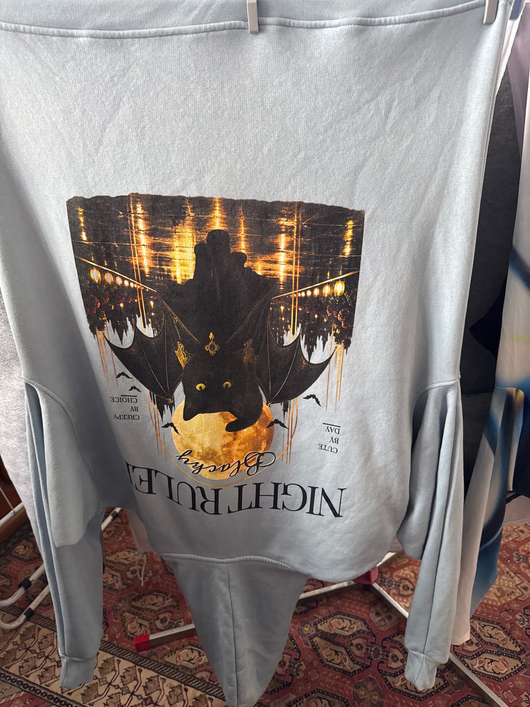 Customer photo review of Night Ruler – Personalisierter Hoodie mit Foto & Name