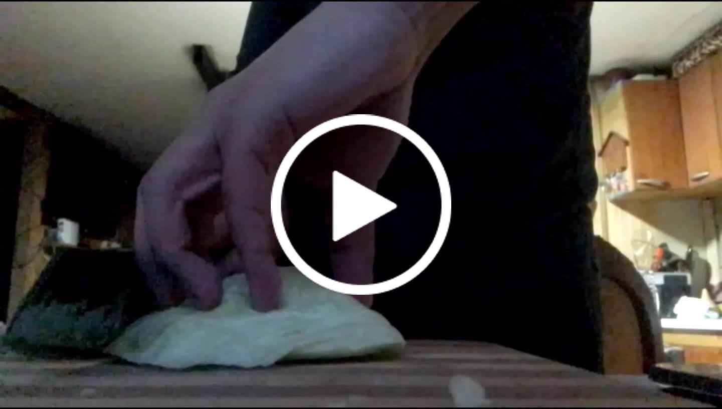 Customer video review of Cuchillo Kiritsuke de Cocina de Acero Inoxidable 35cm "Fuji"