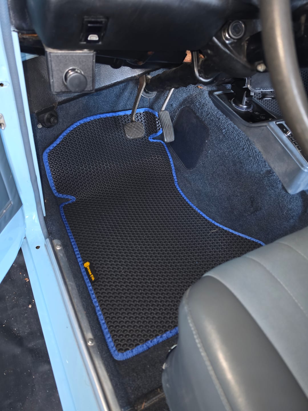 Customer photo review of Auto Fußmatten nach Maß - Komplettset