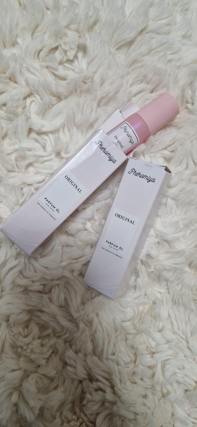 Customer photo review of PHEROMIYA - ORIGINAL