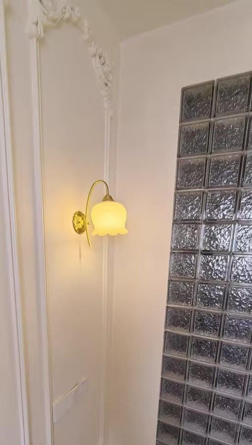 Customer photo review of Gold Brass Orchid Wall Light, Wall Sconce, Beige Resin Flowers