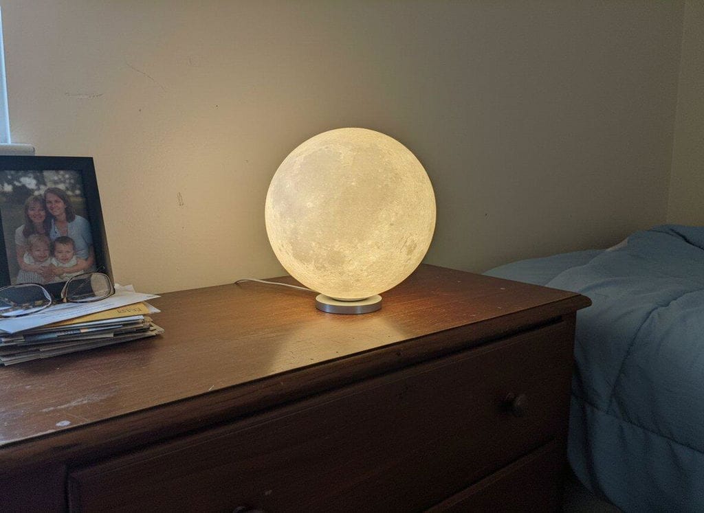 Customer photo review of Moon Surface Table Lamp, White Sphere, Integrated LED, 3000 K