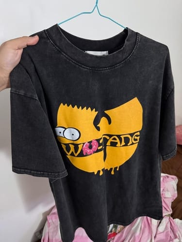 Customer photo review of Wutang Unisex Vintage T-Shirt