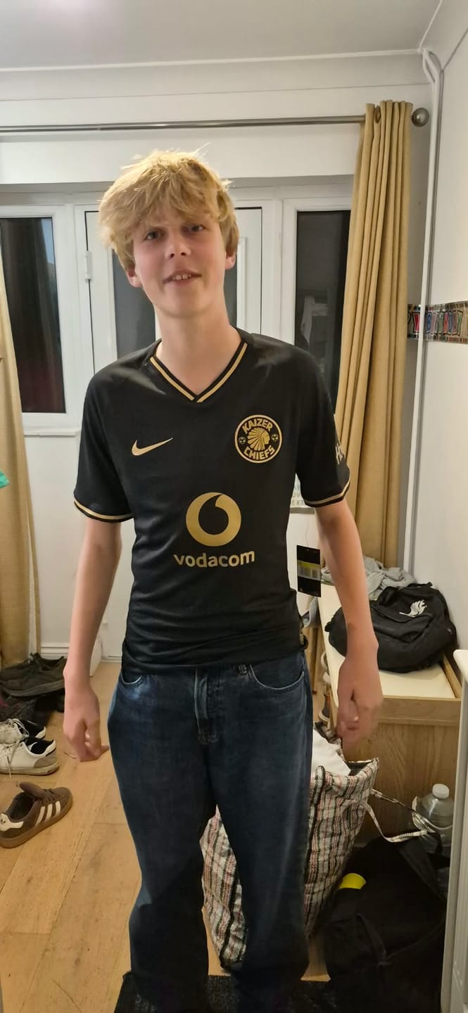 Customer photo review of Men's Football Shirt Mystery Box