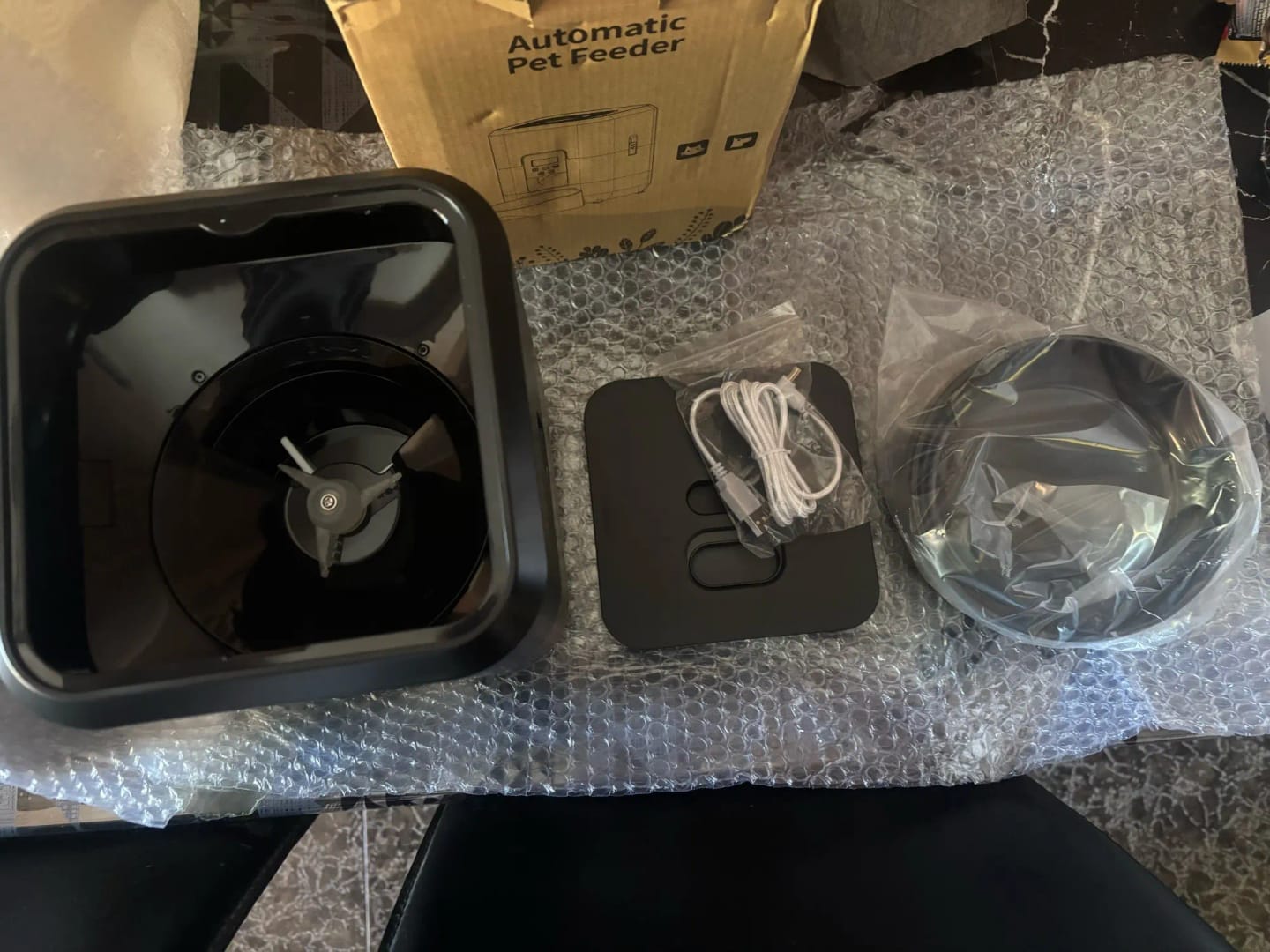 Customer photo review of Smart Pet Feeder Automatic Cat Feeder Dog Slow Food Machine With Timed Quantitative Automatic Cat Food Dispenser Cat Dog Bowl