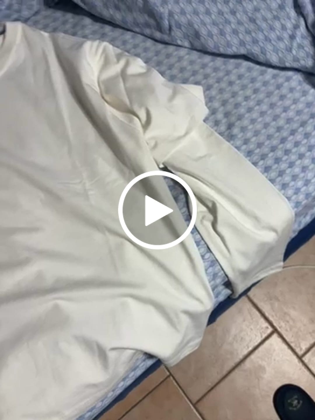 Customer video review of Double Long Sleeve Blanks 220GSM Off White