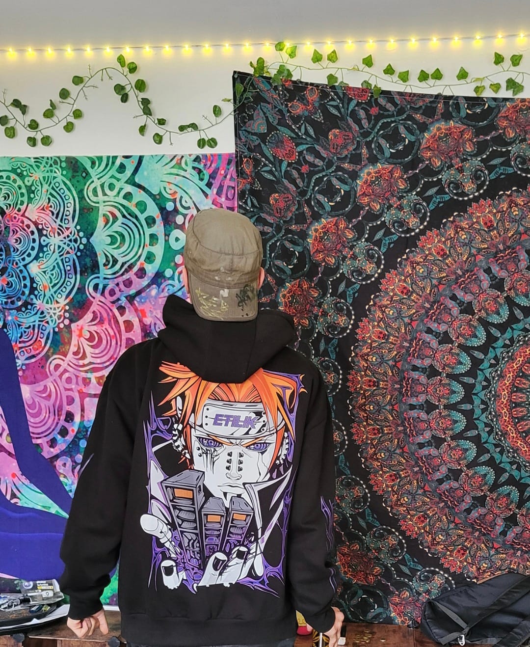 Customer photo review of Otaké v2 - Hoodie