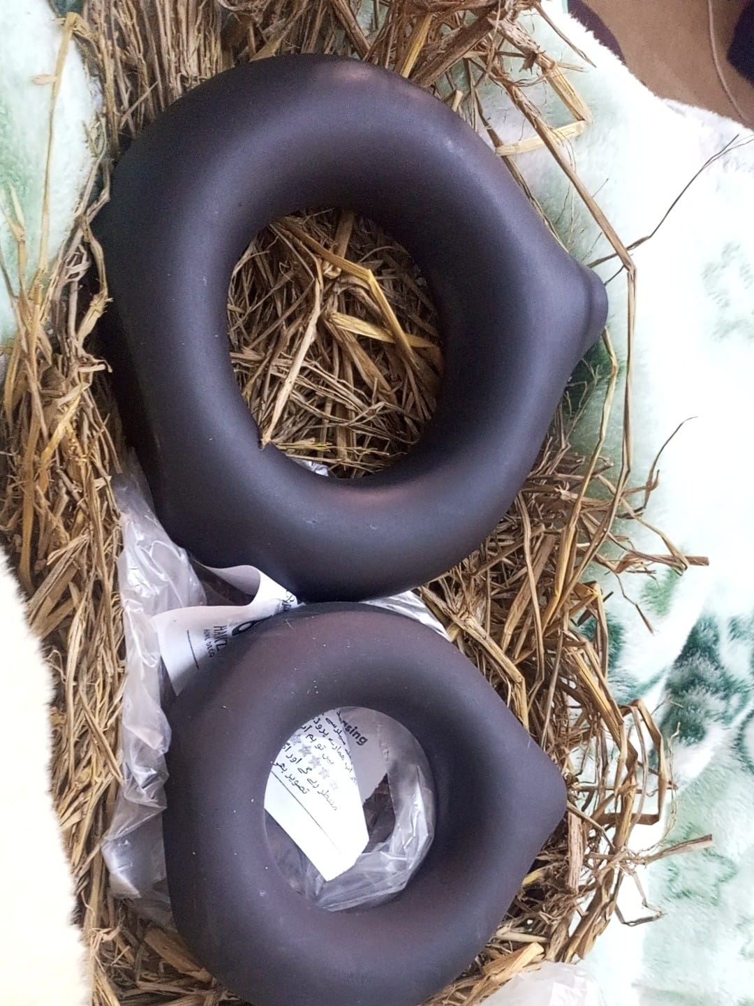 Customer photo review of Black Donut Bud Vase Set of 2