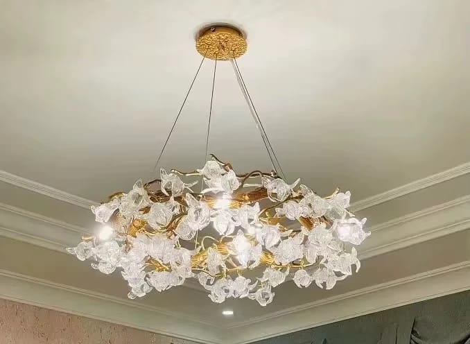 Customer photo review of Round Crystal Chandelier, Branching Frame with Petals, 61–150 cm