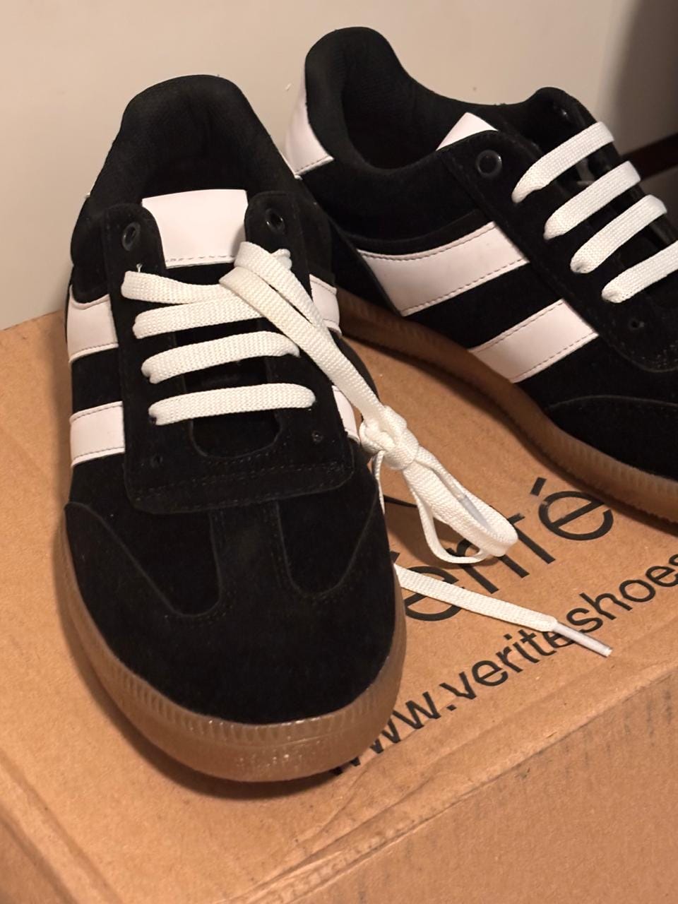 Customer photo review of KANSAS Negro Dakar con Blanco