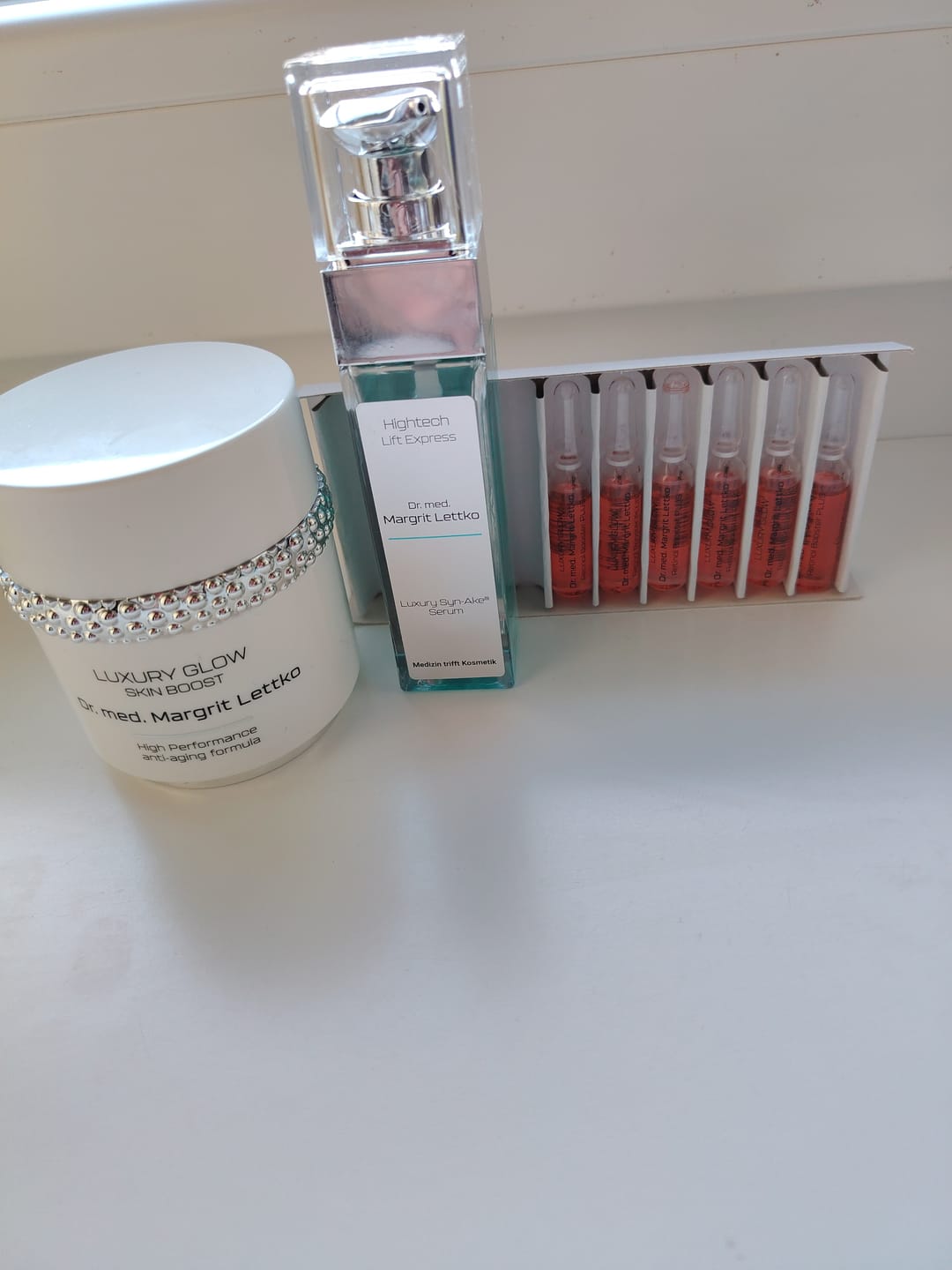 Customer photo review of Luxury Syn-Ake® Serum