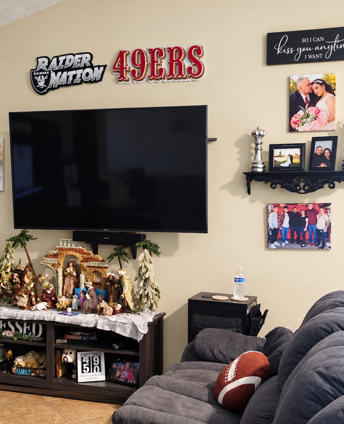 Customer photo review of San Francisco 49ers "1972-2004" 3D Vintage Metal Wall Art