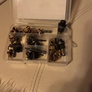 Customer photo review of Ferramenta manual para porcas rebitáveis em aço carbono
