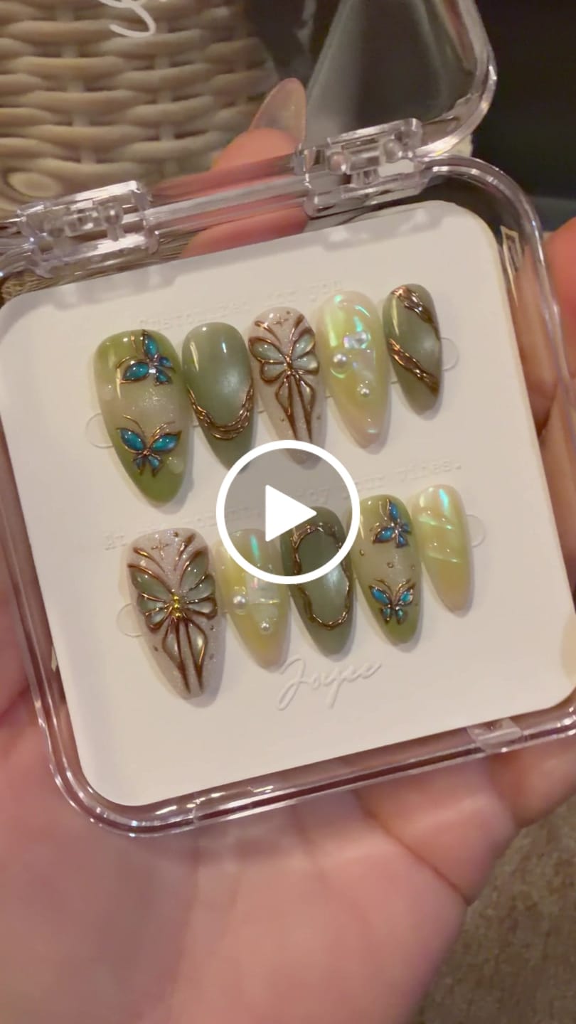 Customer video review of Dreamland 🦋