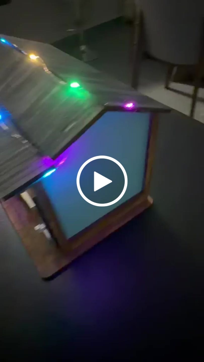 Customer video review of [PRE-VENTA] El Colmado | Kit DIY Madera con Stickers