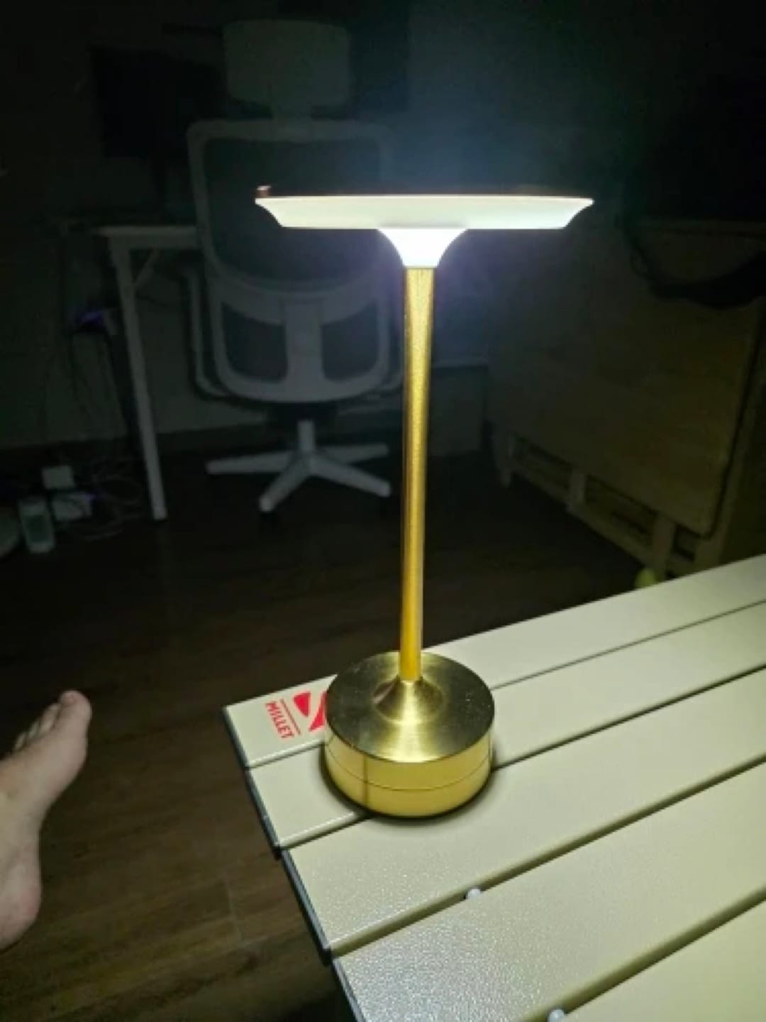 Customer photo review of Lampe à Poser Sans Fil LED Rechargeable, Lampe de Table Tactile Minimaliste à Intensité Variable pour Chevet, Salon et Salle à Manger - Ysaline