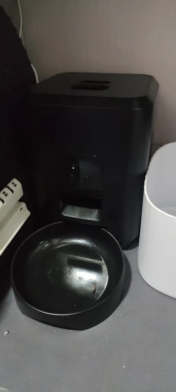 Customer photo review of Smart Pet Feeder Automatic Cat Feeder Dog Slow Food Machine With Timed Quantitative Automatic Cat Food Dispenser Cat Dog Bowl